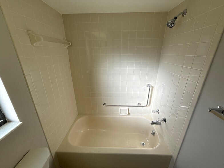 Building Photo - 3781 N Passion Flower Way