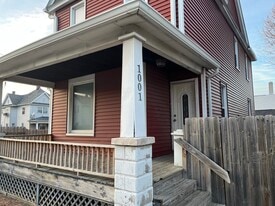Building Photo - 1001 4th Ave