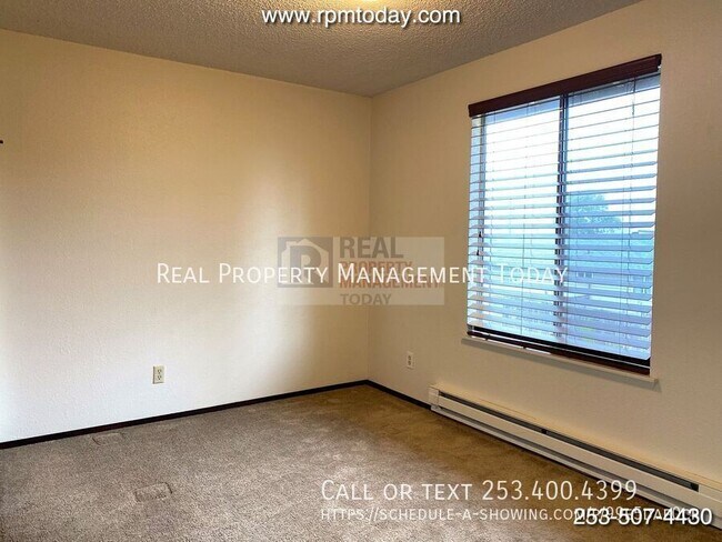 Building Photo - 117 162nd St S