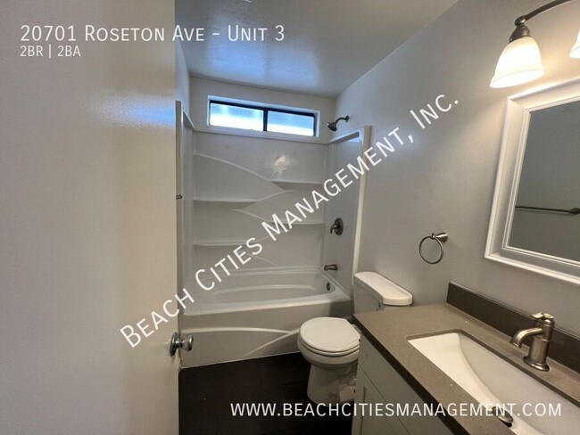 Building Photo - 20701 Roseton Ave