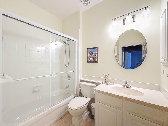 Building Photo - 1143 Canoe Point