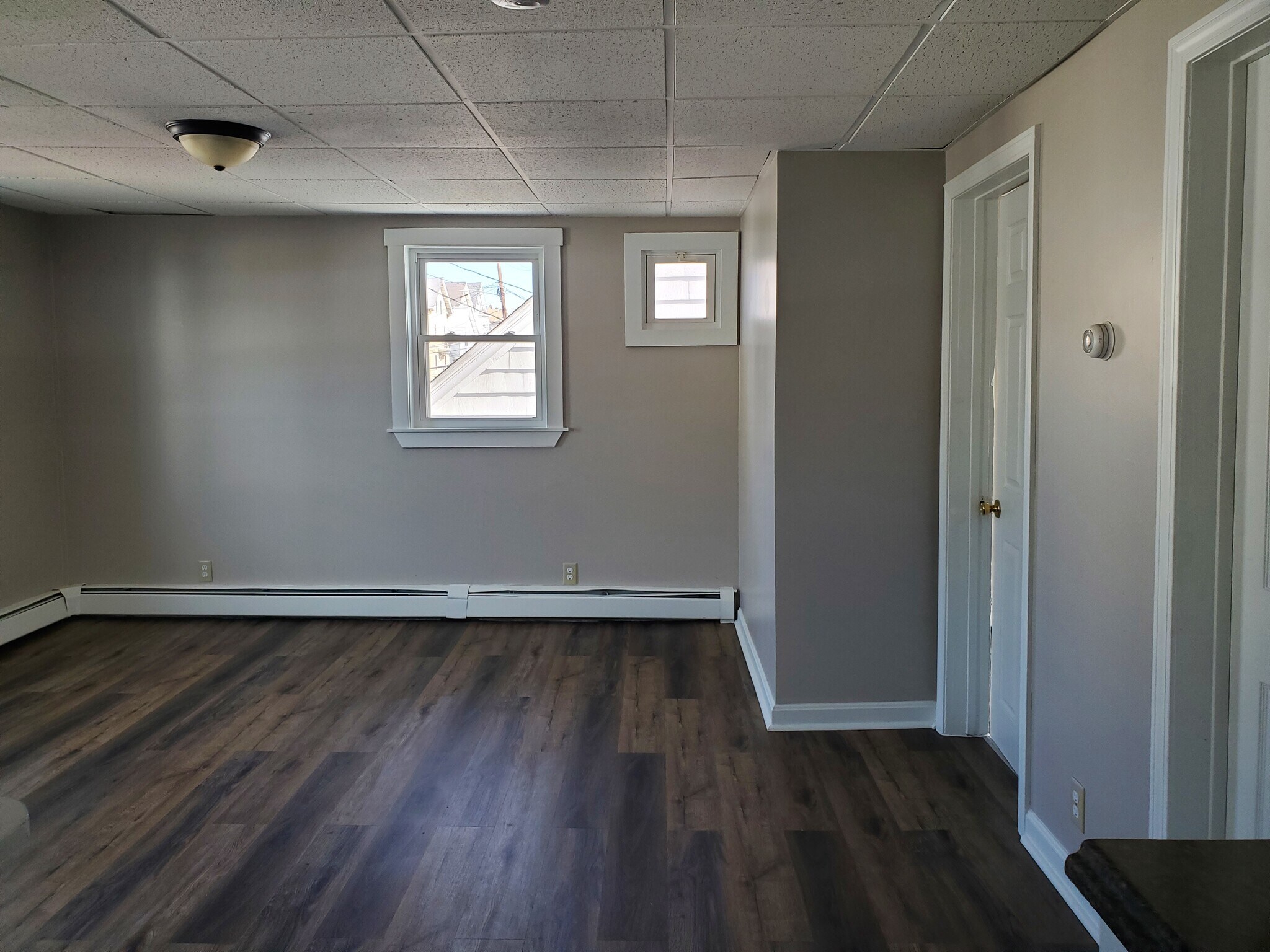 Building Photo - 78 Cowden St