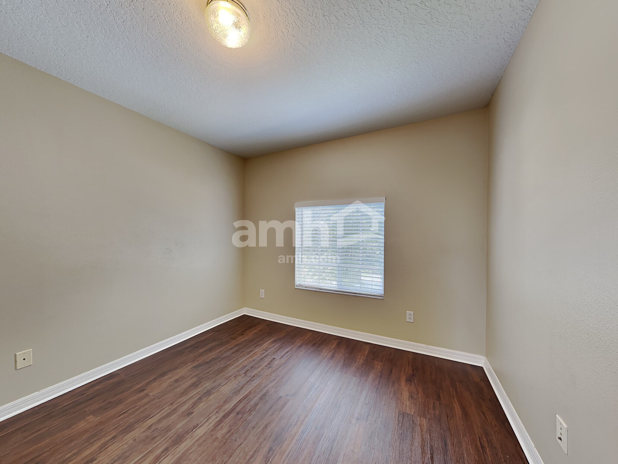 Building Photo - 1720 Portcastle Cir