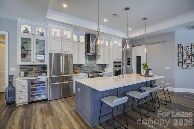 Building Photo - 82132 Standing Oak Dr