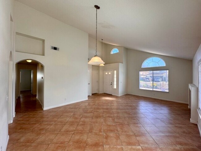 Building Photo - For a limited time only, enjoy 15 DAYS FRE...