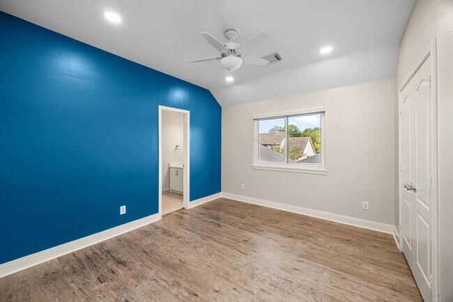 Building Photo - 12502 Pebble Way Ct