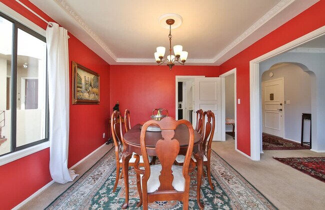 Building Photo - 145-147-147 Stanyan St