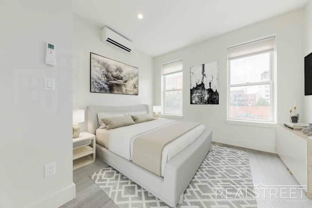 Building Photo - Stunning NEW 2 BED in Cobble Hill!