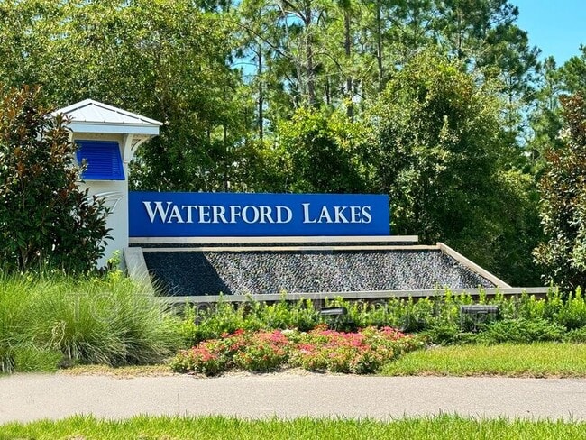 Building Photo - 443 Coastline Way