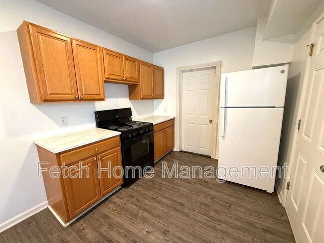 Building Photo - 138 Coral St