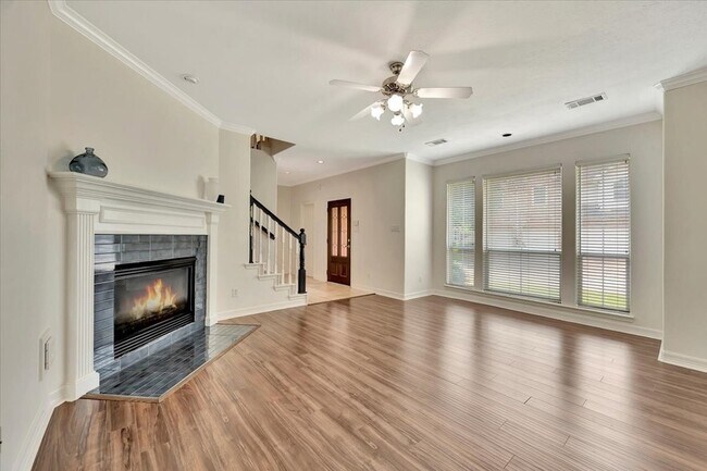 Building Photo - 12430 Timber Hollow