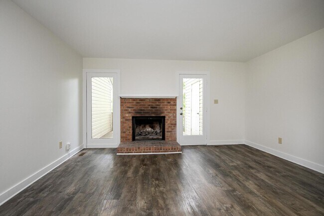 Building Photo - 5544 Kaplan Drive Unit A