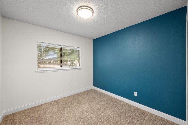 Building Photo - 4602 Tobago Cove