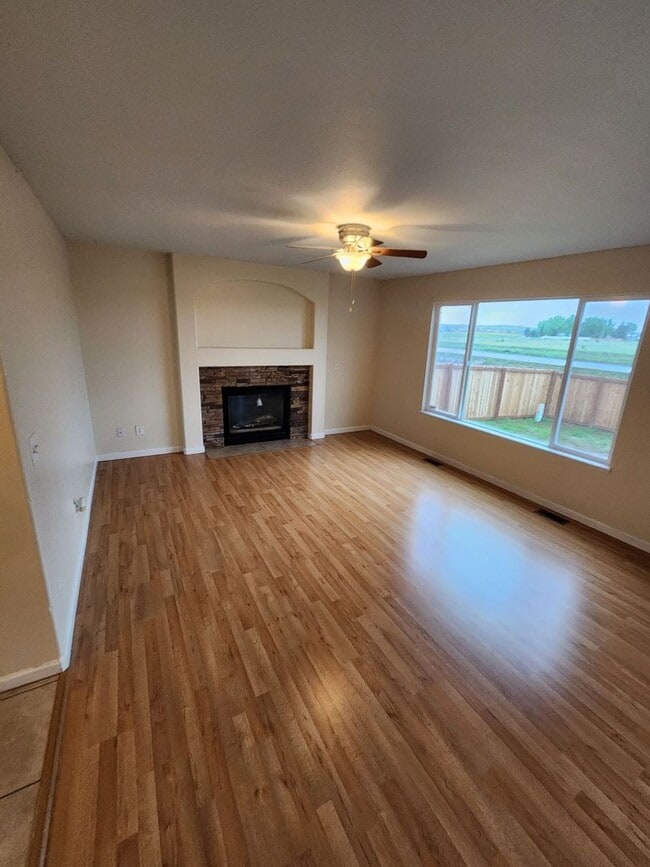 Building Photo - 4556 Gunbarrel Dr