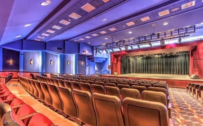 Building Photo - 9004 Litchfield Ave