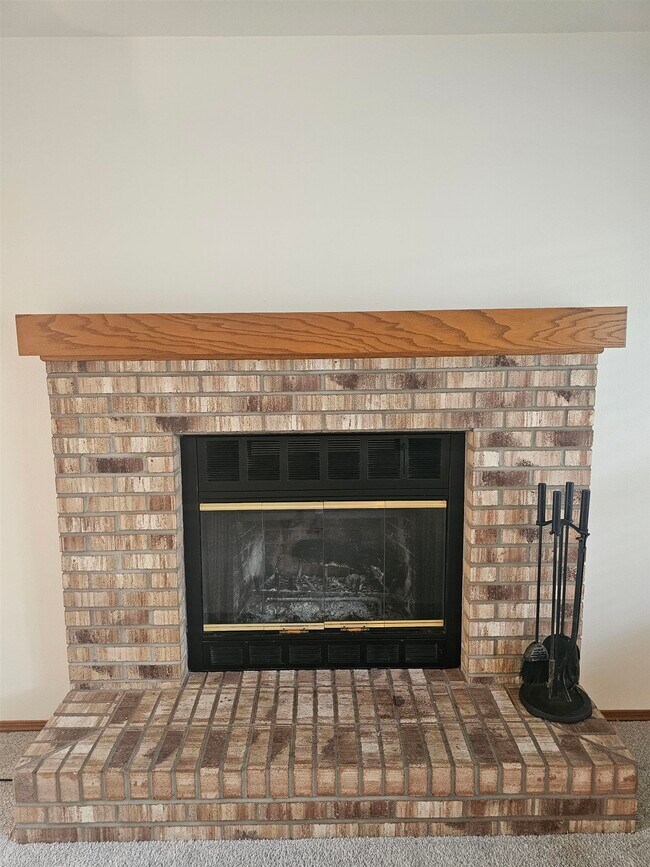 Building Photo - 7305 W Valley Ridge Dr