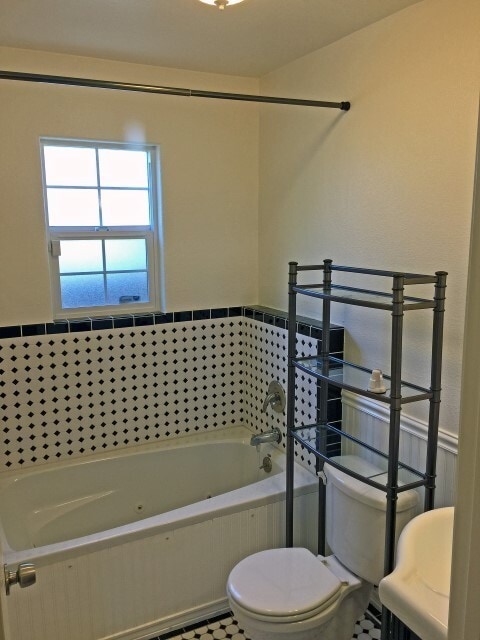 Building Photo - Beautiful updated home in San Jose near Do...