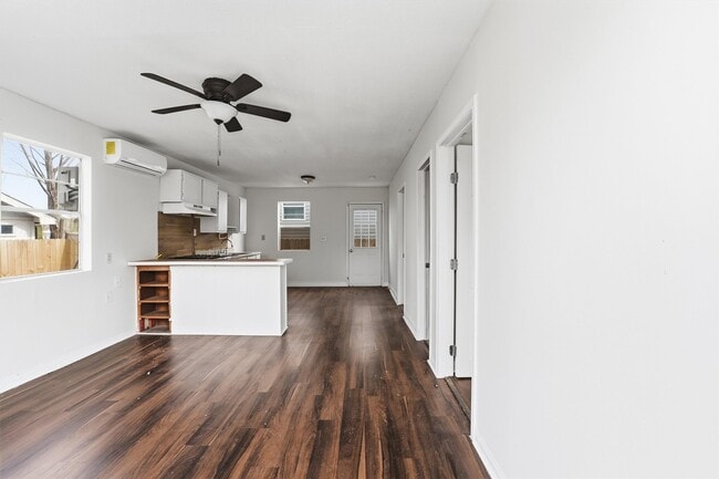 Building Photo - 3531 Cedar Hill Ln