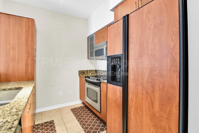 Building Photo - 233 S Federal Hwy