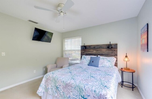 Building Photo - 7213 Tropical Dr