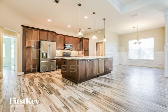 Building Photo - 4324 Moffett Rd