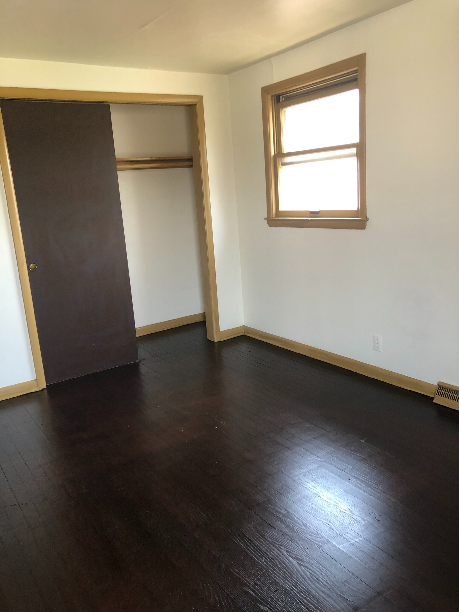 Building Photo - 7429 W Beckett Ave