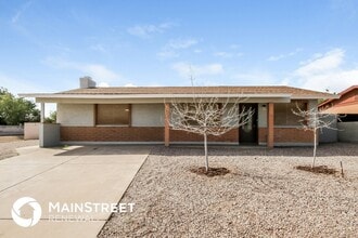 Building Photo - 1256 S Buena Vista Dr