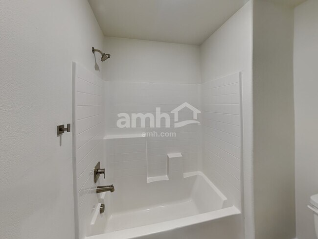 Building Photo - 81 Foxridge Swings Ln