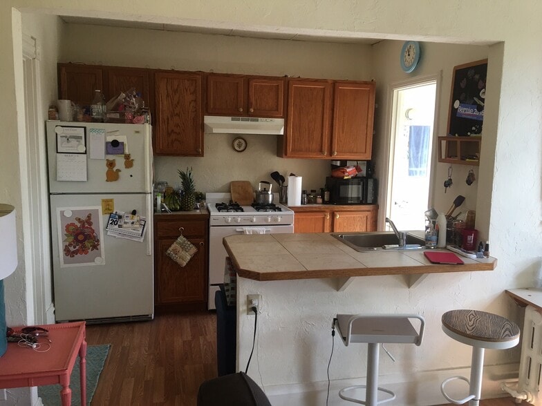 Kitchen - 434 S Pacific Ave