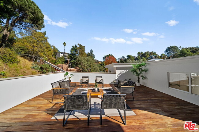 Building Photo - 3111 Belden Dr