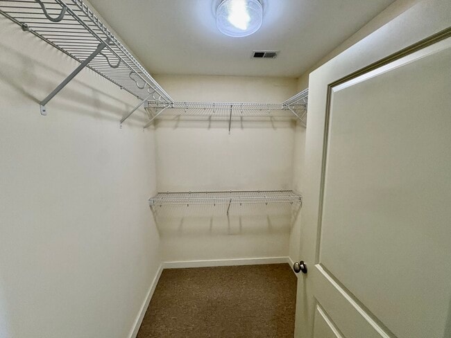 Building Photo - 200 Manufacturers Rd