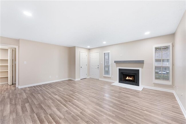 Building Photo - 103 Sterling Ct