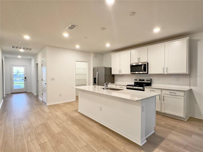 Building Photo - 4685 Citrus Cir