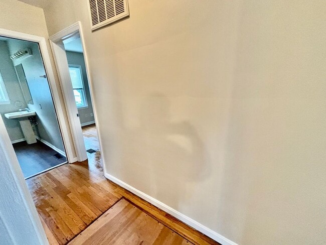 Building Photo - The "More Room to Roam" House: 4 Beds, 2 B...