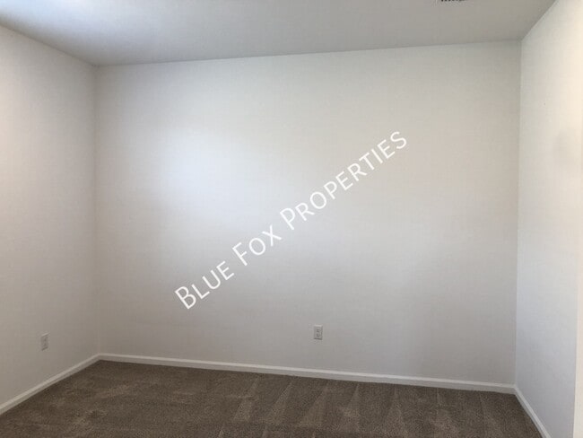 Building Photo - 7349 S Via Casa Bonita