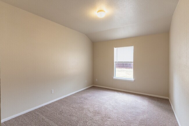 Building Photo - 5907 Drystone Ln
