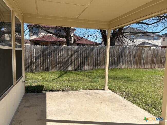 Building Photo - 4402 Golden Gate Dr