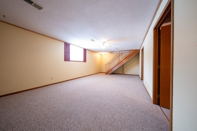 Building Photo - 408 Edgar Pl