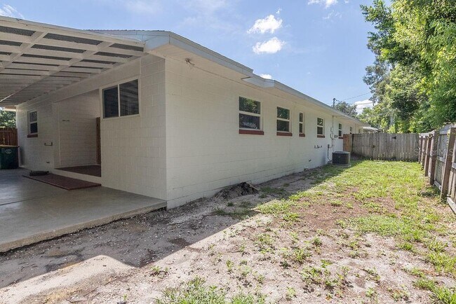 Building Photo - 106 N Kentucky Ave