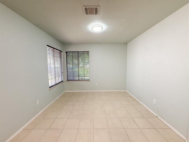 Building Photo - 11101 Franklins Tale Loop