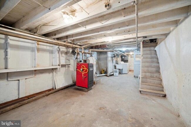 Building Photo - 1430 S Etting St