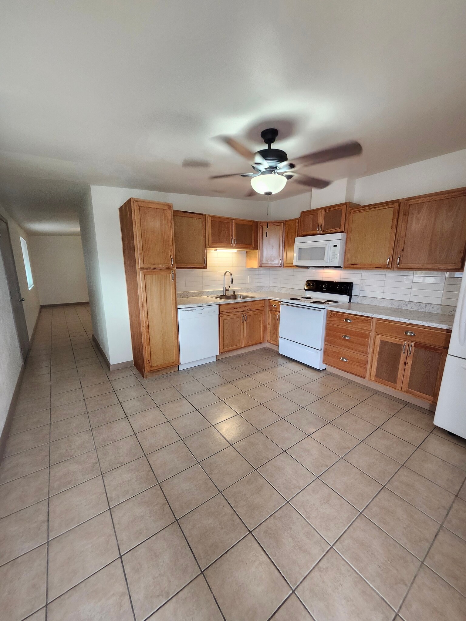 Building Photo - 1617 Stull Dr