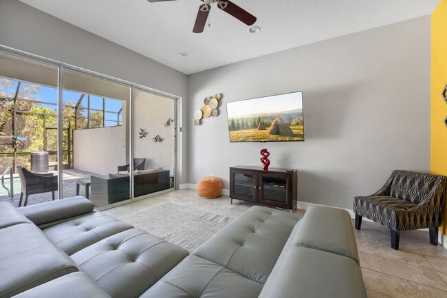 Building Photo - 466 Captiva Dr