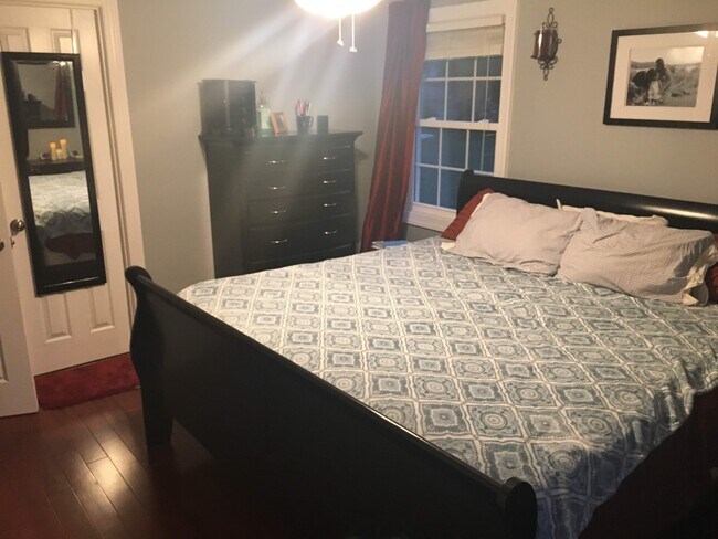 master bedroom - 2527 Vivaldi Ln