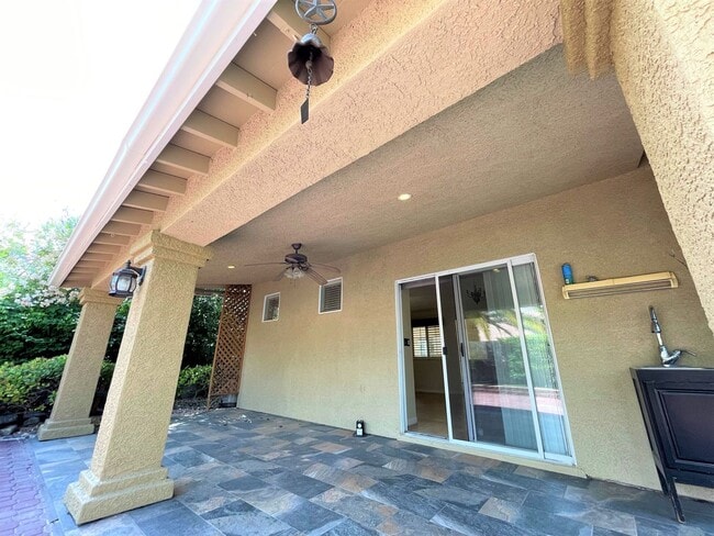 Building Photo - 736 Roddenberry Ave