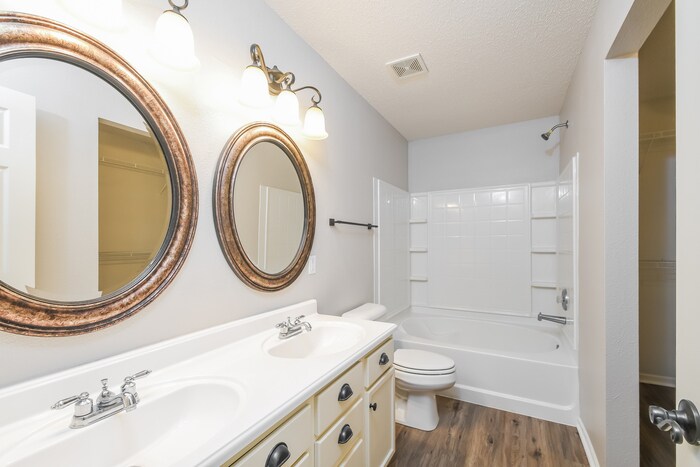 Building Photo - 1416 King Maple Dr