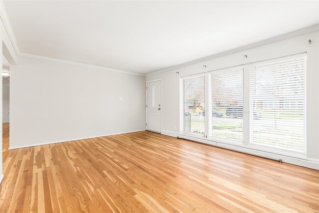 Building Photo - 767 Wenneker Dr