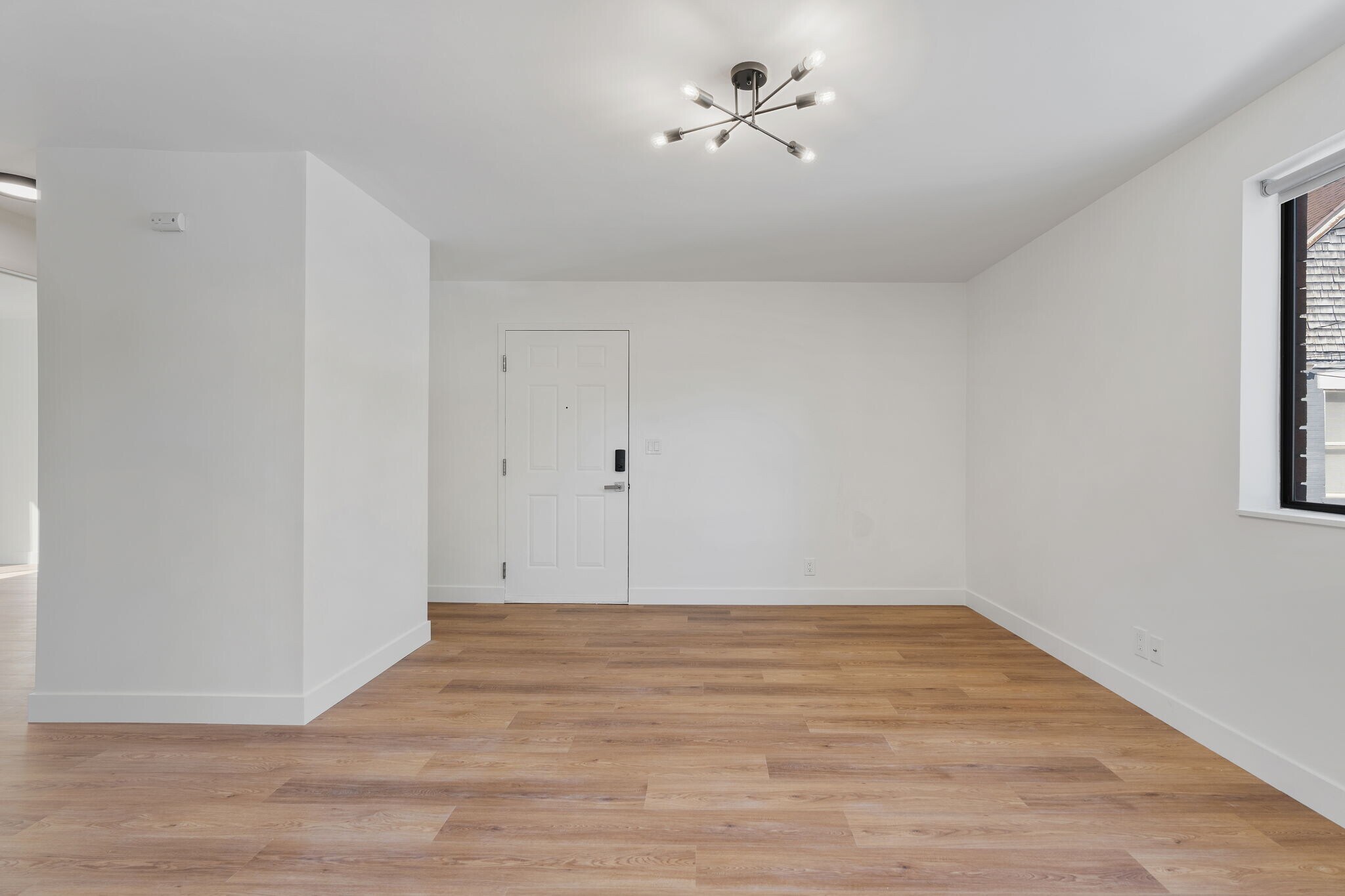 Building Photo - 1016 E 900 S