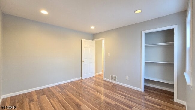 Building Photo - 62 Mercer Ave