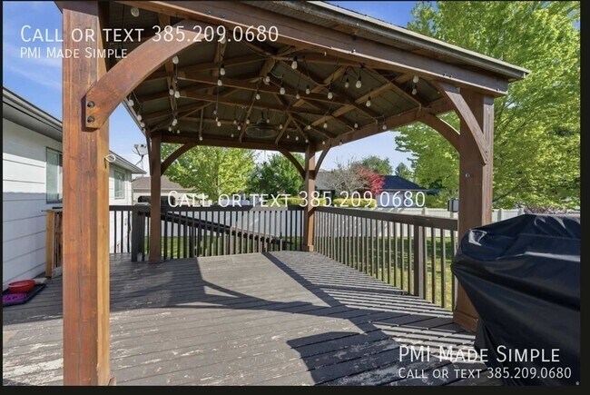 Building Photo - 1438 Trinnaman Ln